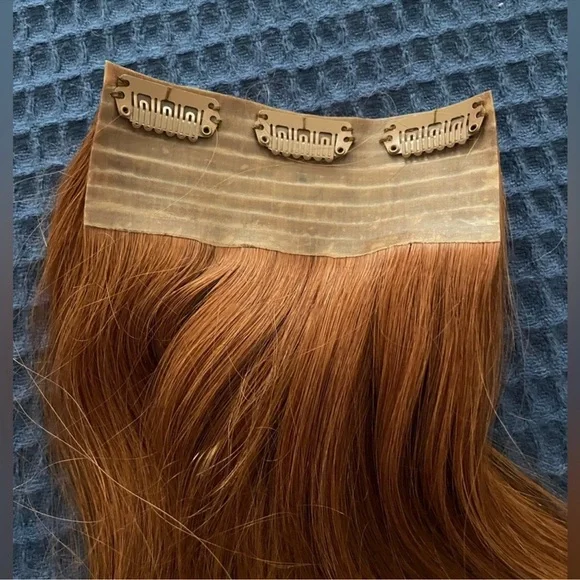 Barefoot Blonde Hair / BFB Hair “Up” 18” weft in Autumn - Picture 2 of 4